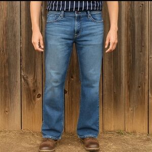 Men’s TK Axel Relaxed Boot Jeans 32x32 Medium Wash Denim #WearHarder